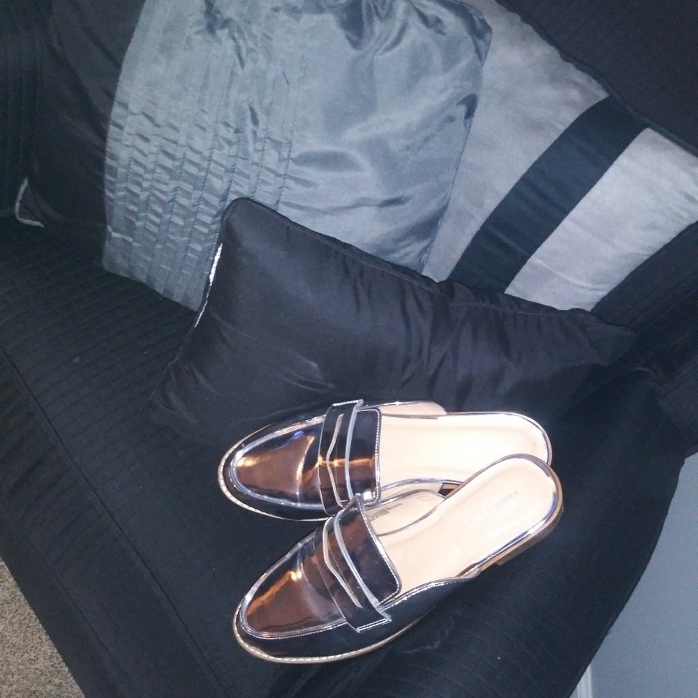 Metallic Slipper